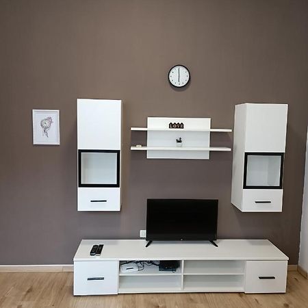 Apartments Aura Deskle Exterior foto